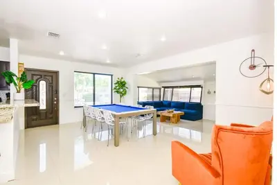Image de Miami 4 Bedroom Villa With Pool In Gated Community Minutes From Aventura Mall & Many Attractions