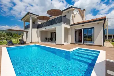 Image de Maison de vacances Drazice pour 1 - 8 personnes avec 4 chambres Ă coucher - Maison de vacances