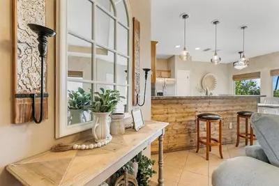 Image de Quiet 3/2 Hideaway w/Pool Access