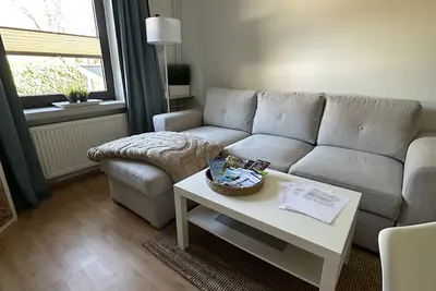 Image de Famille-Hinterhaus Wohnung 3-Vue sur Jardin-Salle de bain privée séparée