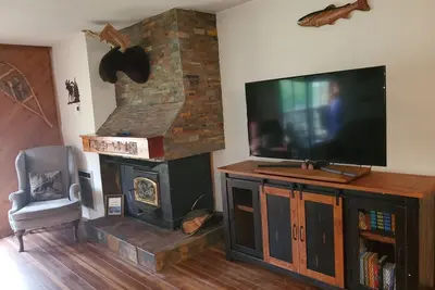 Image de Walk to Eagle Run! Mammoth Mountain All Season 2 Bed Condo W/Underground Parking