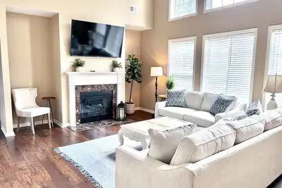 Image de Bluegrass Oasis - Entire house, 12 guests, 5mi to Khp