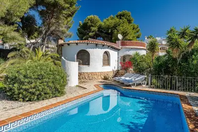 Image de Belle maison de vacances privée avec Wifi, piscine privée, Tv, terrasse et parking