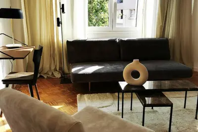 Image de Licht en Luxueus Appartement bij Het Zuid