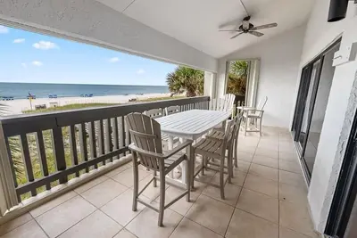 Image de Ocean Front Condo Huge Balcony with Boat Slip