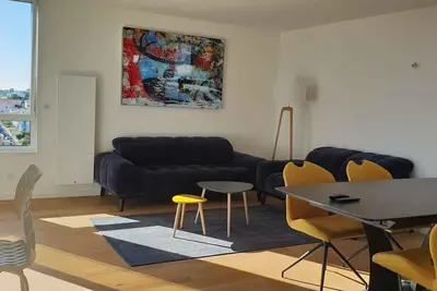 Prestige apartment facing the beach, center Royan