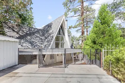 Image de Camp Tranquility - The Perfect Idyllwild Escape