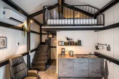 Image de Belle maison de vacances privée pour 2 personnes avec Tv, terrasse et parking