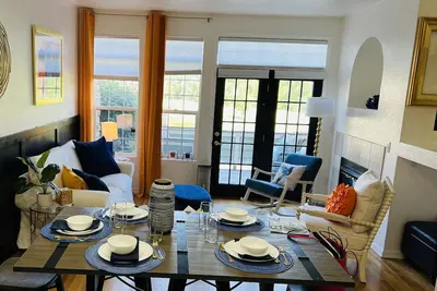 Image de 3/2 Townhome right off walking trail/ 1 mile downtown Littleton