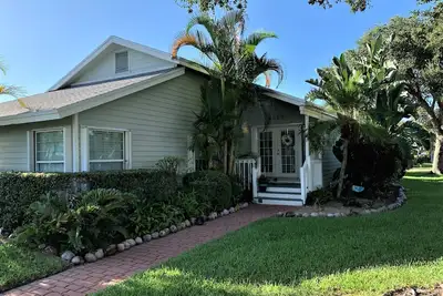 Image de Charming Paradise Bungalow, private pool, 2 min to the beach