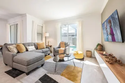 Image de Last Minute Disney Getaway! Private Pool & Themed Bedrooms. Book Now! #48511