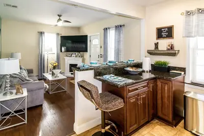 Image de Home Away From Home, 2Bedroom 2Bath w\/Free Parking