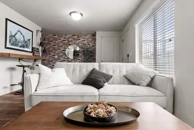 Image de Cozy 1 Bedroom Apartment near Downtown Provo