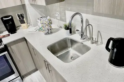 Image de Vaughan 2bedroom condo Woodbridge