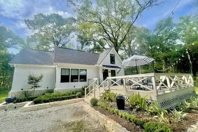 Image de Restored 1940s Farmhouse