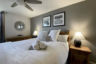 Image de Pearl on the Strand - Ocean and Village Views at Oceanside Beach!