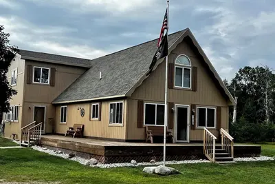 Image de Spacious cottage near the Leota trail head!