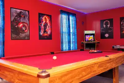 Image de Luxury 8br Villa in Champions Gate – Pool, Game Room & Resort Access!