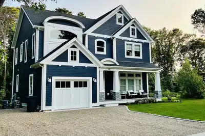 Image de Beautiful Oak Bluffs Home, Steps from the Lagoon