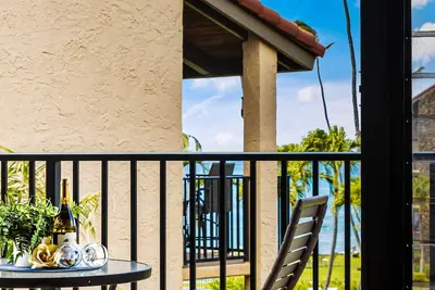 Image de Spacious 4th-floor 2bd condo with new furnishings