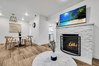Image de Remodeled West Sacramento home in quiet location!