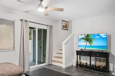 Image de Sunny Escape - 4br - Mayport Naval Base & Beaches - Pet Friendly