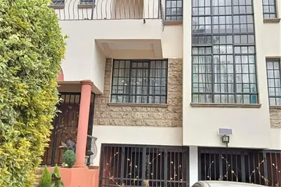 Image de Modern villa, near many embassies, Chile, Germany, Netherlands, Uganda, Zambia.