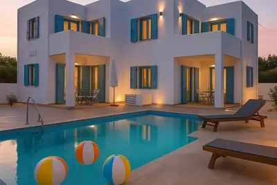 Image de Tranquil Waterside Getaway - Artemis Beach House