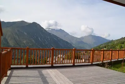 Image de 1er étage, terrasse, parking, télévision, casier à ski, 60m², Saint Martin de Belleville