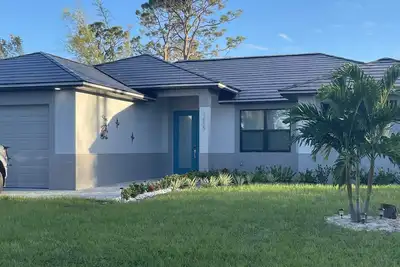 Image de Tesla Solar Eco-Friendly Home