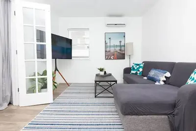 Image de Design District Apartment (203)