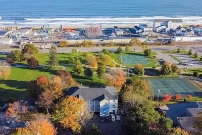 Image de Ocean view condo - 5 minute walk to Old Orchard Beach
