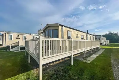 Image de Caravan with decking within walking distance to Hunstanton Beach ref 23054s