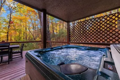 Image de Boho Bear Cave of Blue Ridge