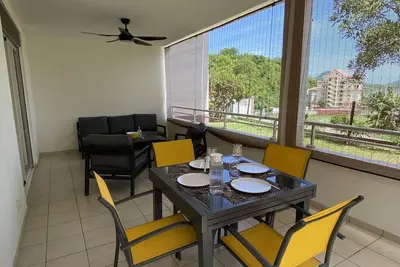 Image de Spacious 2-bedroom apartment with 21m² ventilated terrace.