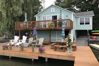 Image de Charming Cottage with great views on Cayuga Lake in Sheldrake
