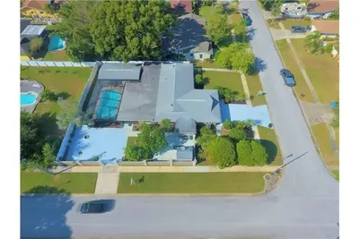 Image de 5br/3ba, heated pool, beach <1 mile