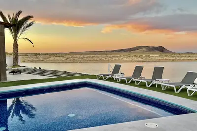 Spacious Islas Del Mar House with Pool