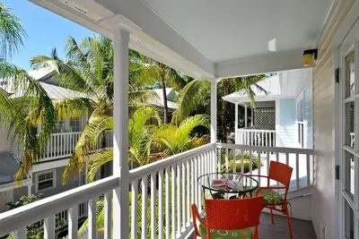 Image de Breezy Bungalow by AvantStay | Close 2 Zachary Taylor State Park & Beach