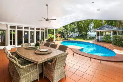Image de Willow Garden Stays Beachfront Luxury Home