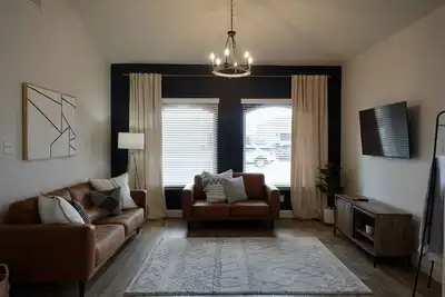 Image de Urban Haven-Entire El Paso Home.