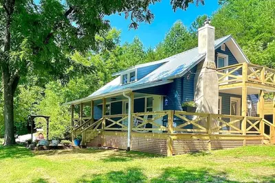 Image de Riverside Relaxer Cottage w/Hot Tub+Lrg deck+fireplace, w/ Little Tn River View