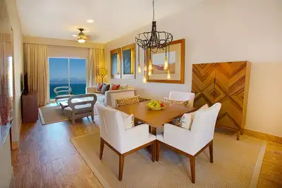 Image de Astounding Pacifica -Presidential Suite
