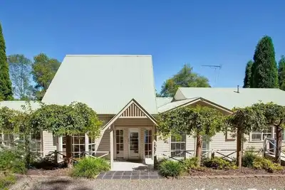 Image de Bowral - Amazing warm family house