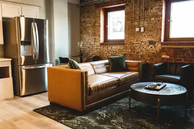 Image de Three Trails • Unit 2 Ada | Historic\/WineCountry\/Historic\/Charm