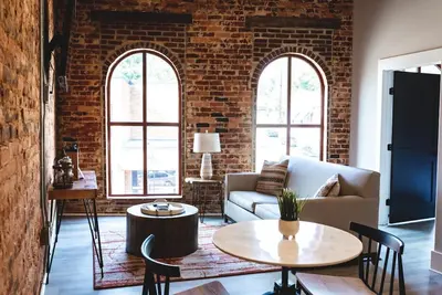 Image de Three Trails • Unit 9 | WineCountry\/RoofDeck\/Dwntn