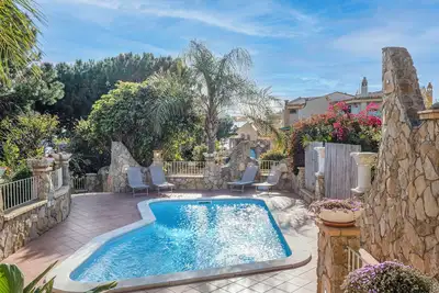 Image de Villa with Heated Pool in Luxurious Residence near the Sea