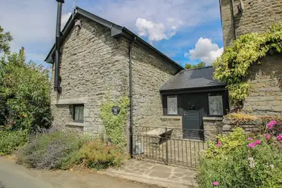 Image de Buzzards Breg, pet friendly, with open fire in Builth Wells