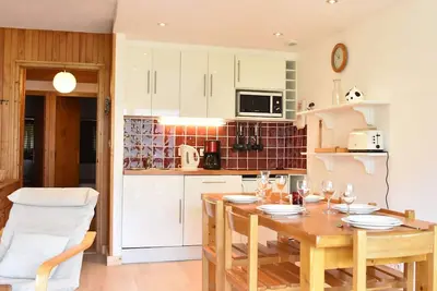 Image de Appartement Cozy pour 6 à Méribel, 2 Chambres, Parking, Proche Télésiège