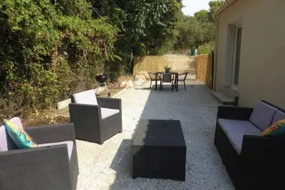 Image de chaleureuse maisonnette 4 places